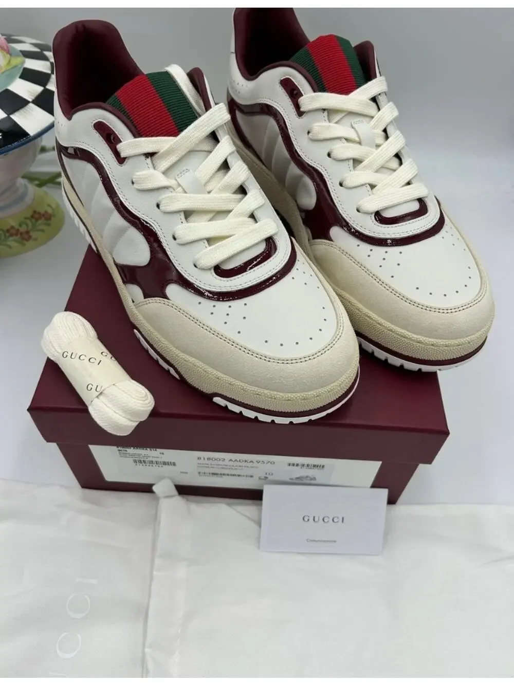 Men's Gucci re-Web leather sneakers with red accents size 10 fits 10.5 US